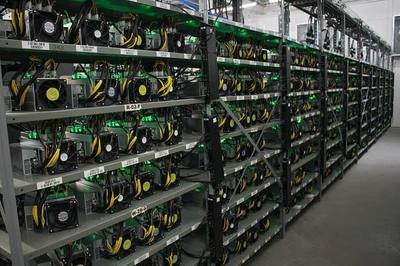 Expansive Canadian cryptocurrency mining farm with hosted mining equipment