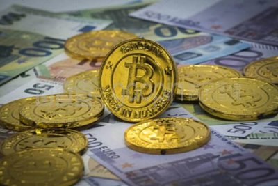 A powerful Bitcoin mining rig in action, symbolizing the potential for high returns in the Netherlands
